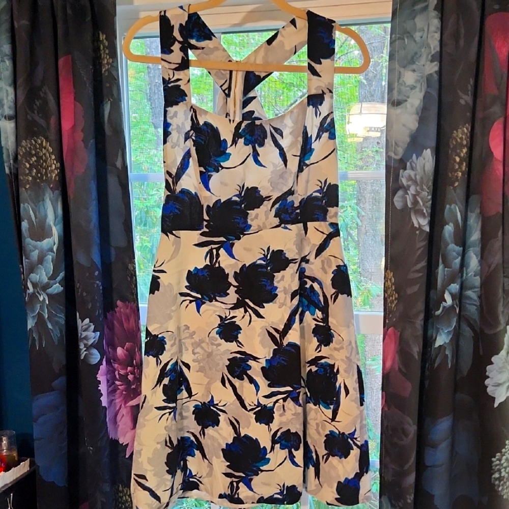 Ivanka Trump Floral Dress, Blue & White, Criss-cross back, A-line, Size 10, Fall